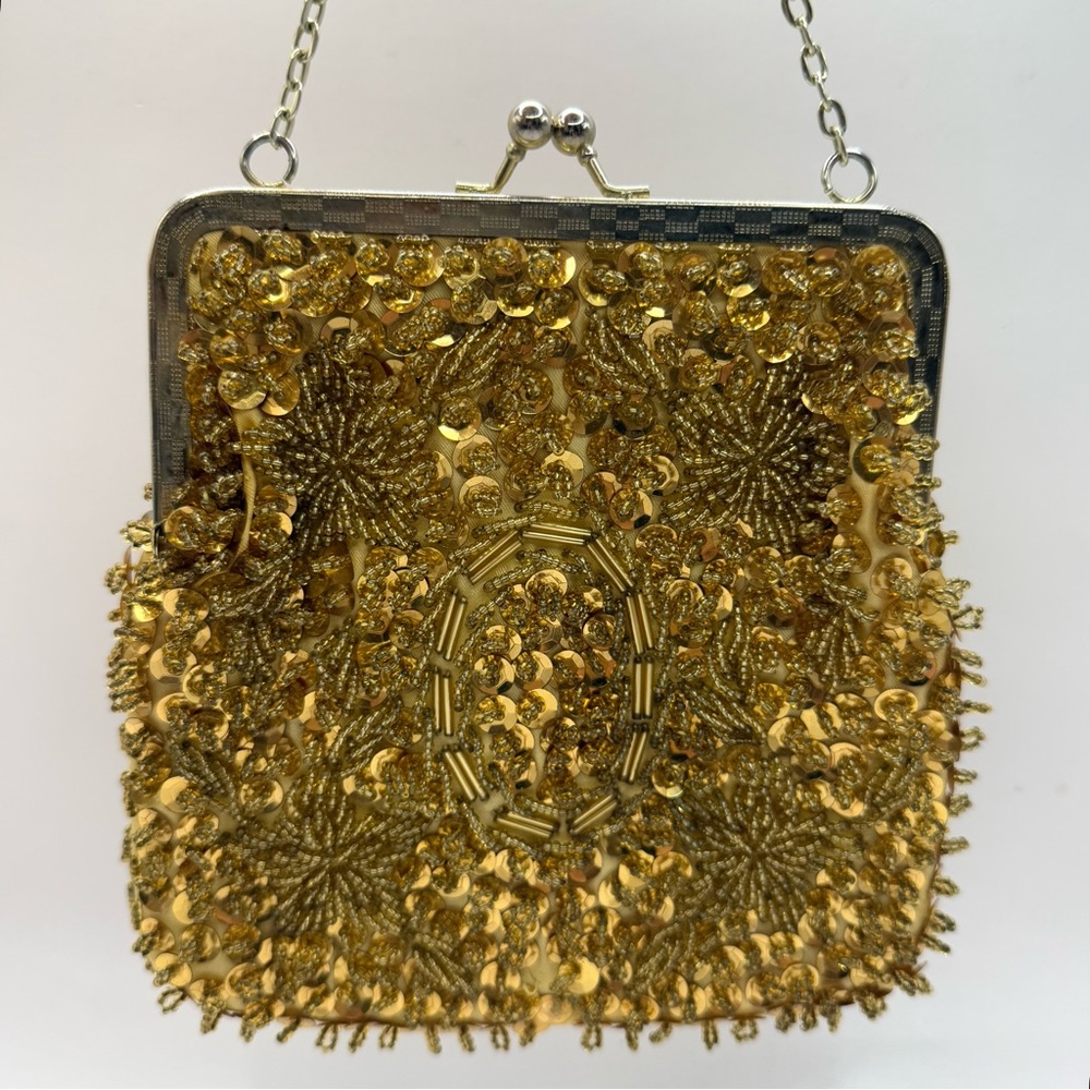 Vintage Princess Silinsky Gold Sequin Beaded Evening Purse Chain Strap MGM Grand